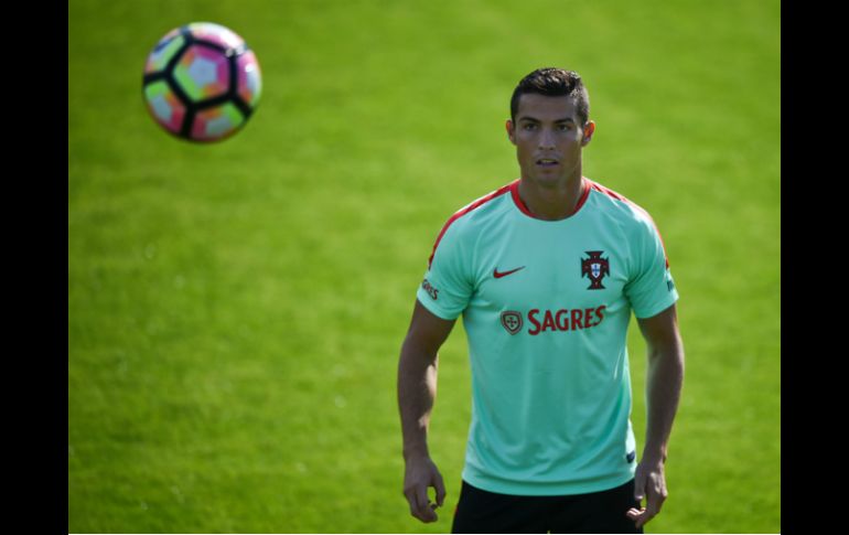 El jugador del Real Madrid vuelve a su Selección tras lesionarse en el partido final de la Eurocopa de Francia. AFP / P. De Melo Moreira