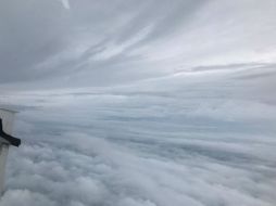 El ‘cazahuracanes’ captó a ‘Matthew a su paso por EU. TWITTER / @NOAA_HurrHunter