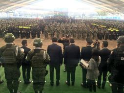 En compañía del titular de la Segob, Eruviel Ávila toma protesta a 298 elementos de las Fuerzas Estatales de Seguridad. TWITTER / @eruviel_avila