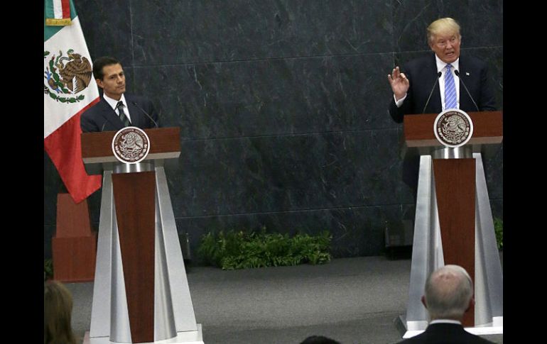 Diálogo entre el presidente Peña Nieto y el candidato estadounidense Donald Trump el 31 de agosto de 2016. AP / ARCHIVO