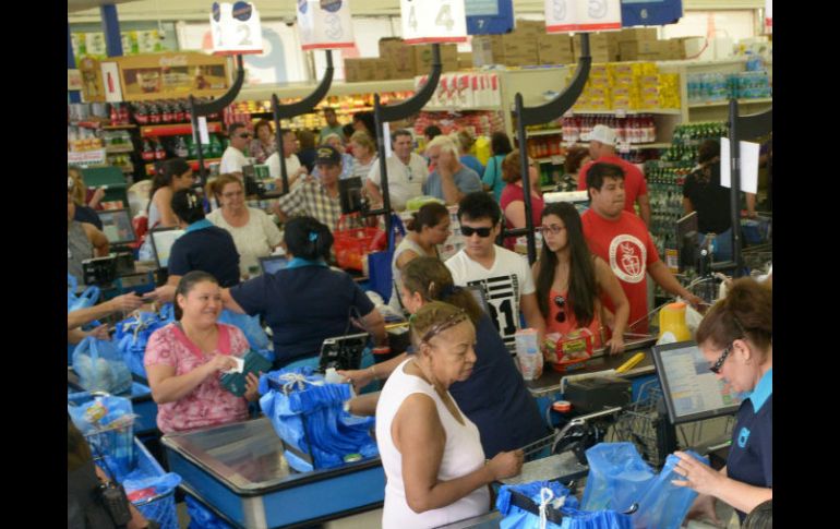 A tiendas totales, las ventas crecieron 9.4%, respecto a septiembre del 2015. EFE / ARCHIVO