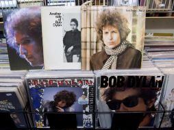 En la revista científica 'Nature' se encontraron no menos de seis artículos con versos de Dylan. EFE / ARCHIVO