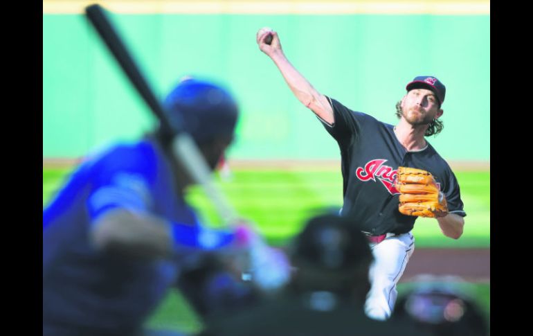 Josh Tomlin. El pitcher de Cleveland permitió una carrera y tres hits en cinco innings. AP /