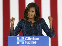 Para la campaña de Clinton, Michelle Obama es un activo crucial que puede conectar con la base demócrata. AP / ARCHIVO