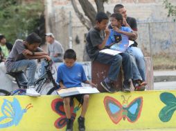 El objetivo del Programa Nacional de Biblotecas Comunitarias es la lectura que enriquece y se da en ámbito recreativo. NTX / ARCHIVO