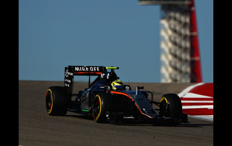 Pérez, piloto de Force India, no podrá buscar la ''pole position'' para la carrera que se llevará  cabo este domingo. AFP / C. Mason