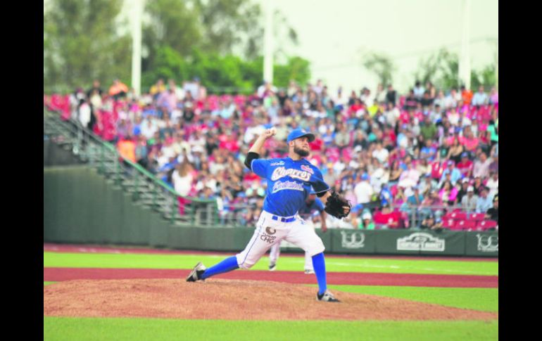 Bruce Kern. El pitcher de Charros sacó su repertorio de lanzamientos. EL INFORMADOR / P. Franco