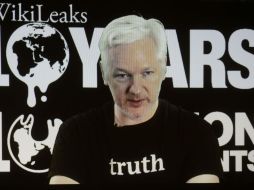 Assange es solicitado por la justicia sueca por cargos de abuso sexual. AP / M. Schreiber