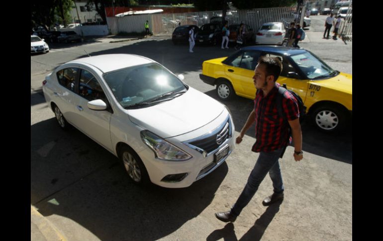 La Semov realizó obras en el CUCS, pero falta una mayor cultura vial para que los automovilistas respeten a los peatones. EL INFORMADOR / F. Atilano