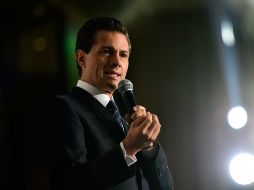 Peña Nieto, acompañado de su esposa, partió a las 21:10 horas del Hangar Presidencial. EFE / Presidencia de la República