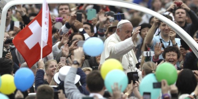 Il Papa è vicino alle popolazioni colpite dal terremoto in Italia