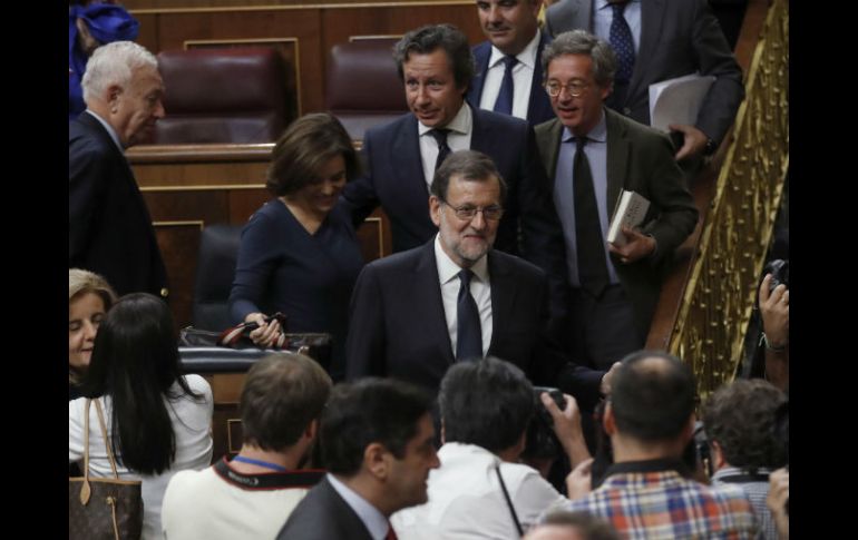 El sábado, Rajoy volverá a contar con los mismos votos favorables de hoy y la abstención anunciada por los socialistas. EFE / C. Moya