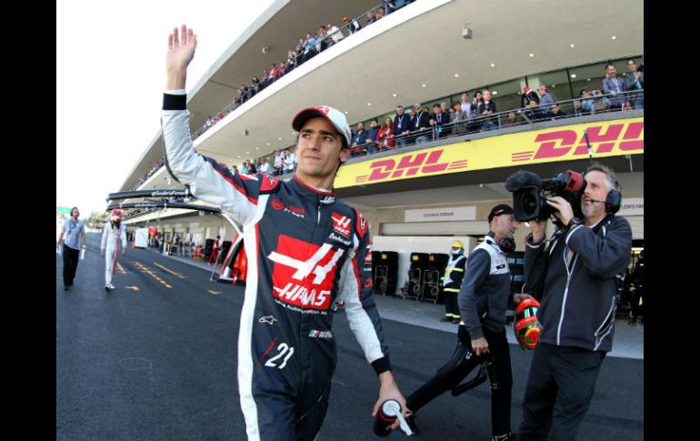 El piloto mexicano encontró dificultades para que su coche se mostrara mejor en la pista. EFE / U. Ruíz Basurto