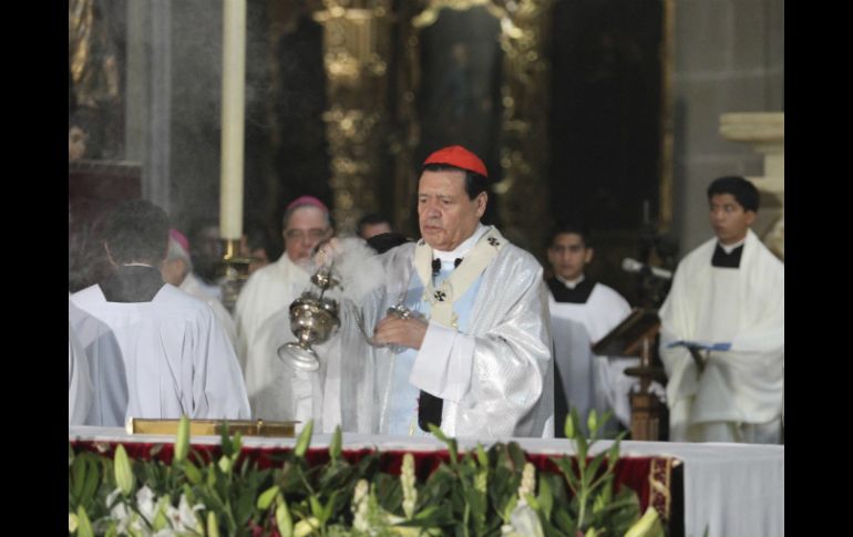 Norberto Rivera pidió una plegaria por los damnificados el sismo que sacudió esta mañana al centro de Italia. NTX / ARCHIVO