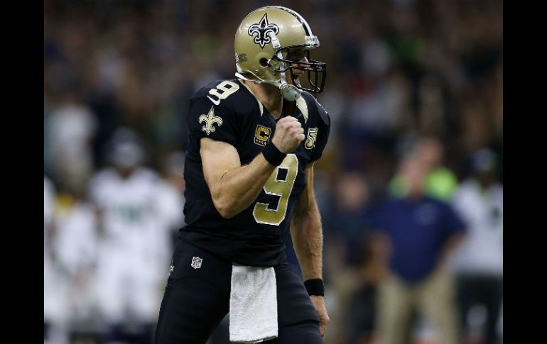 Drew Brees, de los Santos, celebra durante el partido. AFP / J. Bachman