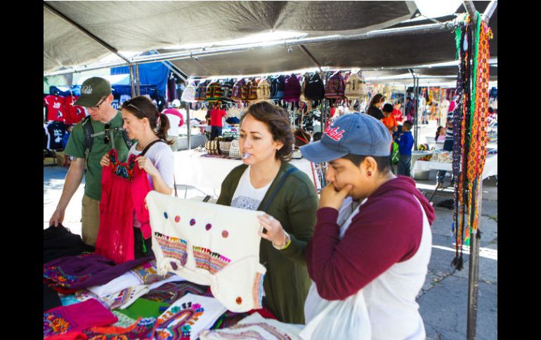 Actualmente, el Tianguis Cultural está formado por 521 puestos de diversa índole. EL INFORMADOR / P. Franco