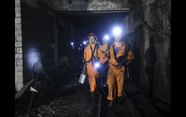 Los socorristas intentaban el martes localizar a sobrevivientes dentro de la mina de carbón de Jinshangou. AP / T. Yi/Xinhua