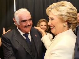 El pasado 19 de octubre, Vicente Fernández organizó un festejo para Clinton luego del tercer debate. INSTAGRAM / _vicentefdez