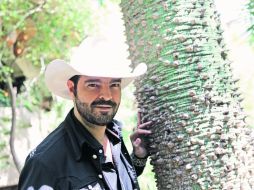 Pablo Montero también se prepara para participar en un musical con temas de Juan Gabriel; en la foto, posa durante su visita a Jalisco. EL INFORMADOR / P. Franco