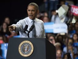 Obama dijo este día que Clinton es a menudo criticada y que cuando comete un error, termina siendo exagerado. AFP / T. Wright