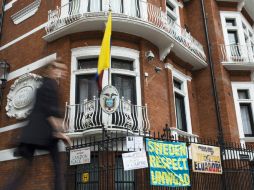 Julian Assange será interrogado el 14 de noviembre en la embajada ecuatoriana en Londres. EFE / ARCHIVO