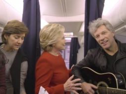 Clinton y Bon Jovi usan el reto para llamar a votar a los estadounidenses. ESPECIAL /