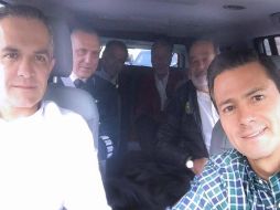 De izq. a der. están Mancera, Cienfuegos, Astudillos, Esparza, Slim y Peña Nieto. FACEBOOK / Enrique Peña Nieto