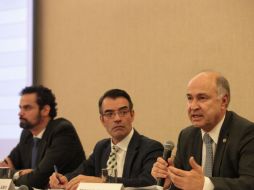 Gil Botero presentó a los funcionarios mexicanos el plan de trabajo del esquema de seguimiento para el próximo año. EFE / S. Gutiérrez