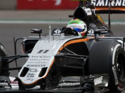 Para ''Checo'' fue vital no cometer errores en el trazado, pues desde su perspectiva, cualquier error pudo haberle dado mal resultado. MEXSPORT / ARCHIVO