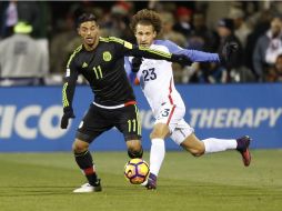 Vela participó ayer en el partido contra Estados Unidos y fue sustituido en el segundo tiempo. AP / J. LaPrete