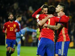 Los españoles celebran uno de los goles ante Macedonia. EFE / M. Ángel Molina