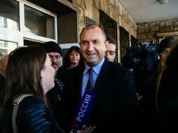 Bulgaria no alberga dudas de que el nuevo presidente será Radev, un ex militar sin experiencia en política. AFP / D. Dilkoff