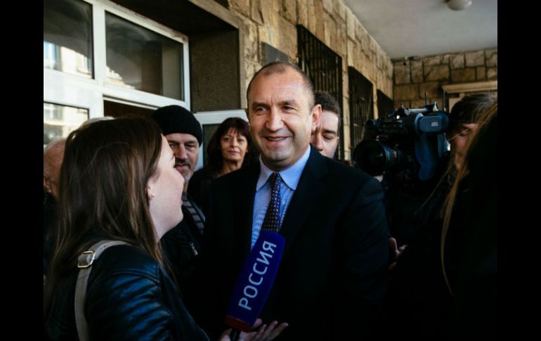 Bulgaria no alberga dudas de que el nuevo presidente será Radev, un ex militar sin experiencia en política. AFP / D. Dilkoff