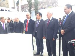 Narro encabeza la colocación de la primera piedra del Centro de Investigación Clínica en el Nuevo Hospital Civil. TWITTER / @saludjalisco