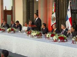 Juan Carlos Varela encabezó el desayuno de trabajo entre empresarios de México y de Panamá. TWITTER / @PresidenciaMX