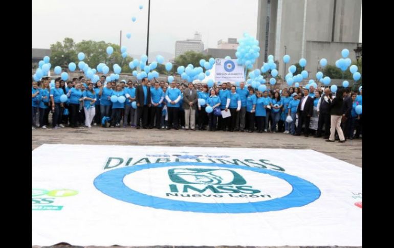 Al grito de 'Ojo con la diabetes', Mikel Arriola inauguró el evento nacional para conmemorar el Día Mundial de esta enfermedad. TWITTER / @Tu_IMSS