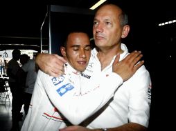 Fue justamente Dennis quien le dio su primera oportunidad a Lewis Hamilton, actual piloto de Mercedes. MEXSPORT / ARCHIVO