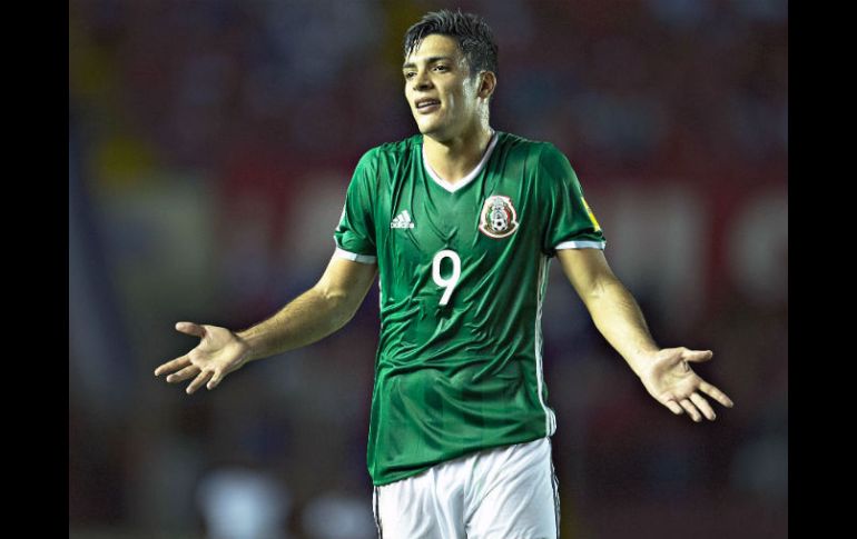 México se mostró poco concreto en el medio campo, abusando del toque lateral. MEXSPORT / J. Ramirez