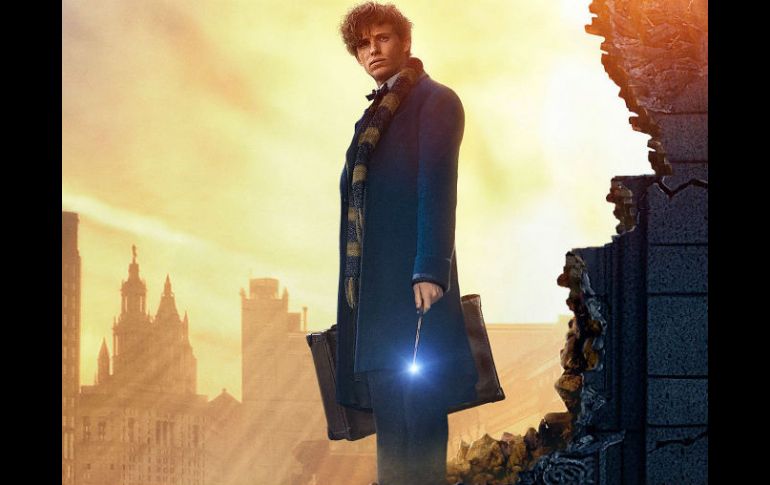 'Newt Scamander' llega a la ciudad al final de una excursión mundial para investigar y rescatar a las criaturas mágicas. ESPECIAL /