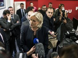 Las últimas encuestas sugieren que Marine Le Pen podría alcanzar el balotaje en la contienda presidencial en 2017. EFE / E. Laurent