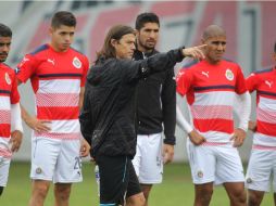 El timonel confiesa que a todo el equipo le ilusionaba participar en el certamen sudamericano TWITTER / @Chivas