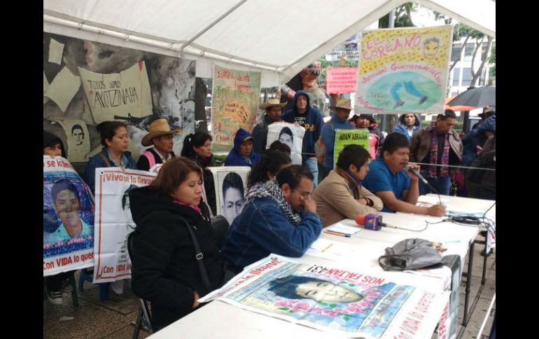 Coheto expresó que la Cámara no puede cerrarse a escuchar a los padres que buscan a sus hijos, y que irían con actitud abierta. TWITTER / @PadresdeAyotzi