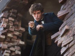 'Animales fantásticos y dónde encontrarlos' desplazó a 'Doctor Strange' del primer puesto en las taquillas. ESPECIAL / www.fantasticbeasts.com