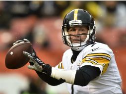 'Big Ben' Roethlisberger prepara un pase durante el partido contra los Cafés. AP / D. Richard