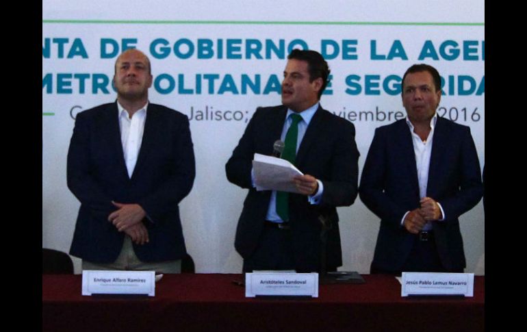 Enrique Alfaro, Aristóteles Sandoval y Pablo Lemus en la junta de Gobierno de la ASM. EL INFORMADOR / E. Barrera