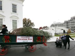 La esposa del presidente tiene previsto mostrar el martes las decoraciones a familias de los militares estadounidenses. AP / A. Brandon