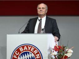 'Pido una segunda oportunidad', dijo Hoeness ante la asamblea. AFP / C. Stache