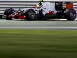 Esteban Gutiérrez logra un tiempo de 1:41.480, pero no le alcanza para avanzar. EFE / S. Suki