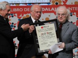 El rumano Norman Manea, recibió el Premio FIL de Literatura en Lenguas Romances 2016. EFE / U. Ruiz