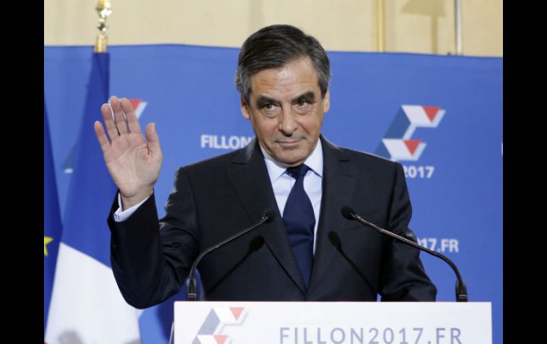 Fillon propone un programa radical de recortes del gasto público con la supresión de 500 mil puestos de funcionarios. AP / K. Zihnioglu